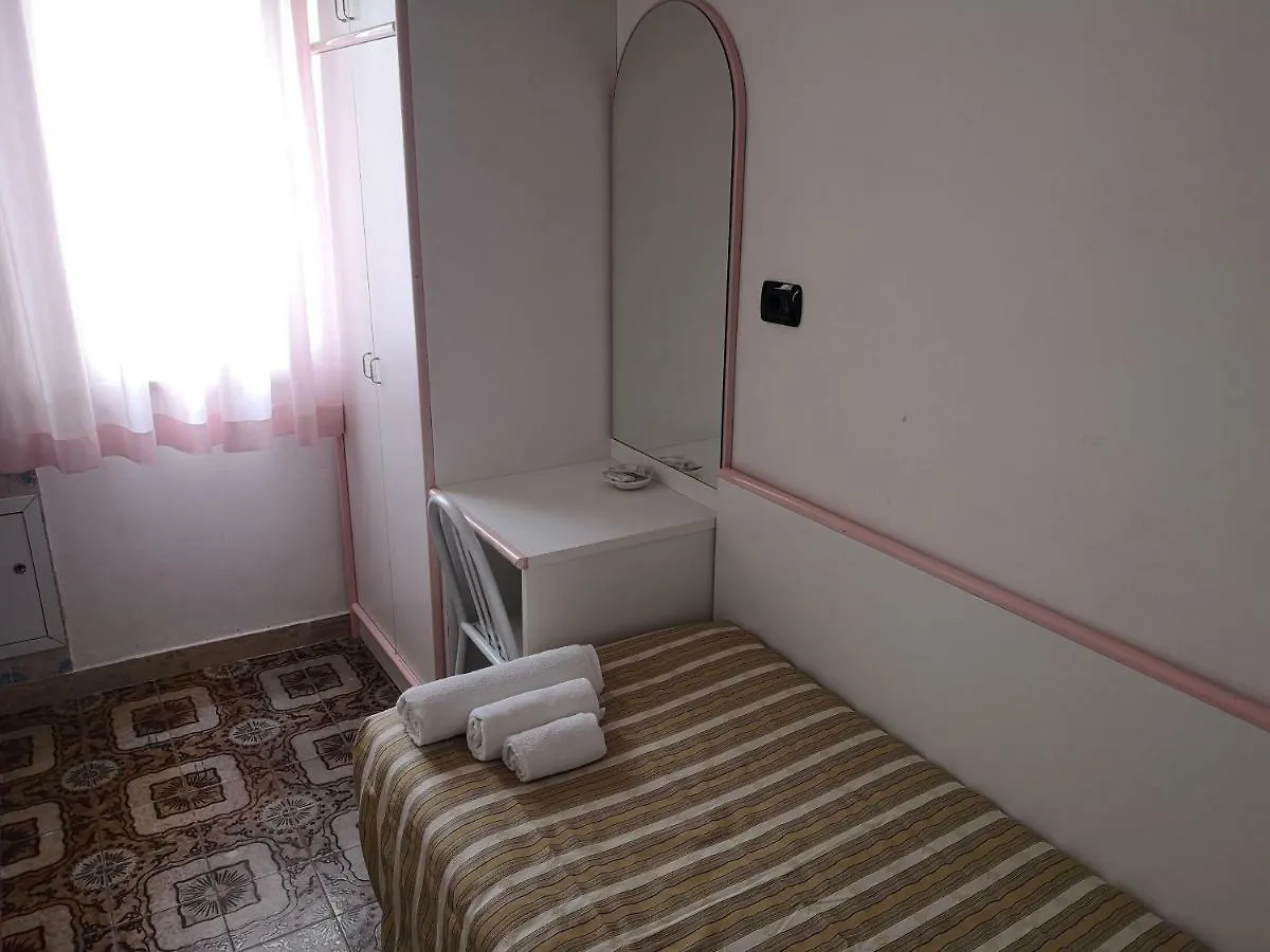 Hotel Rosy Rimini 3*,  Italia
